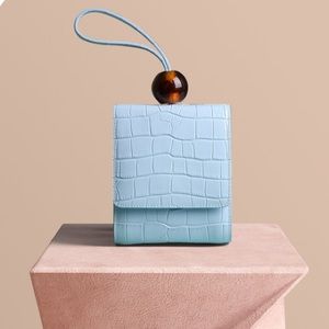 NWT looks like summer Kaya Leather Bag